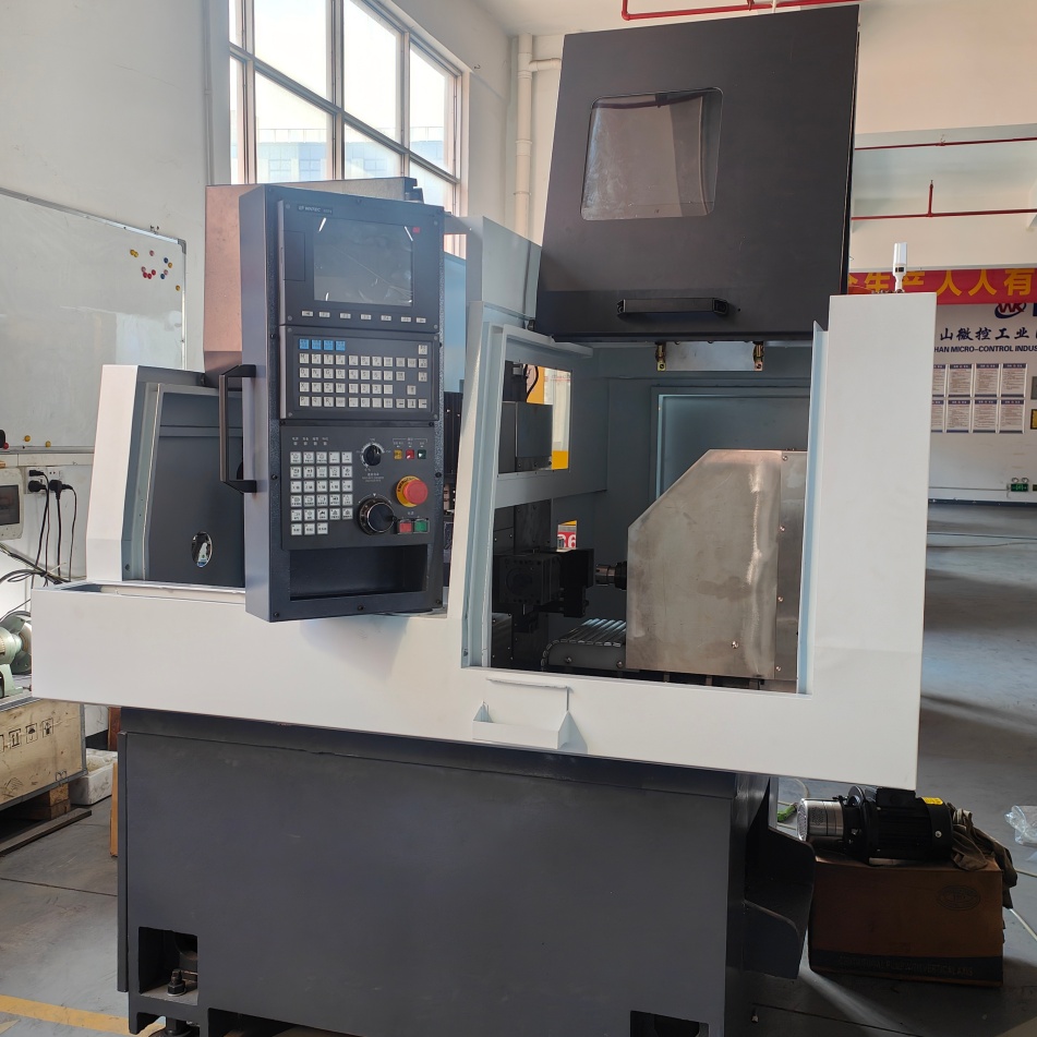 新手如何使用双主轴数控走心机？